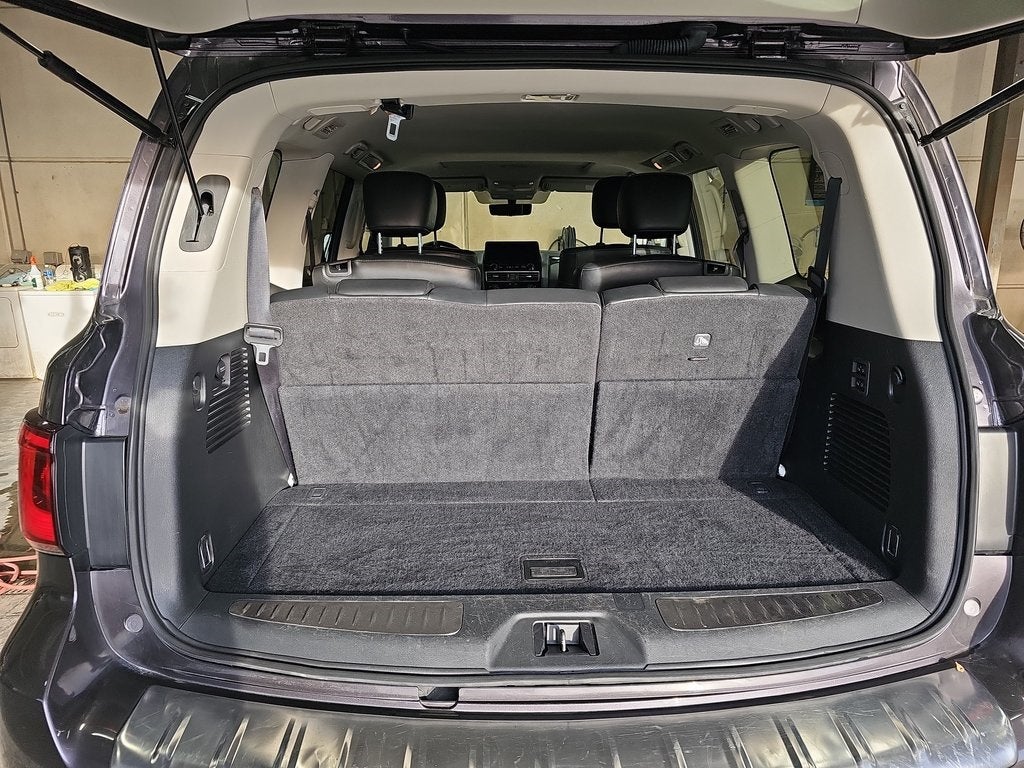 2024 INFINITI QX80 LUXE
