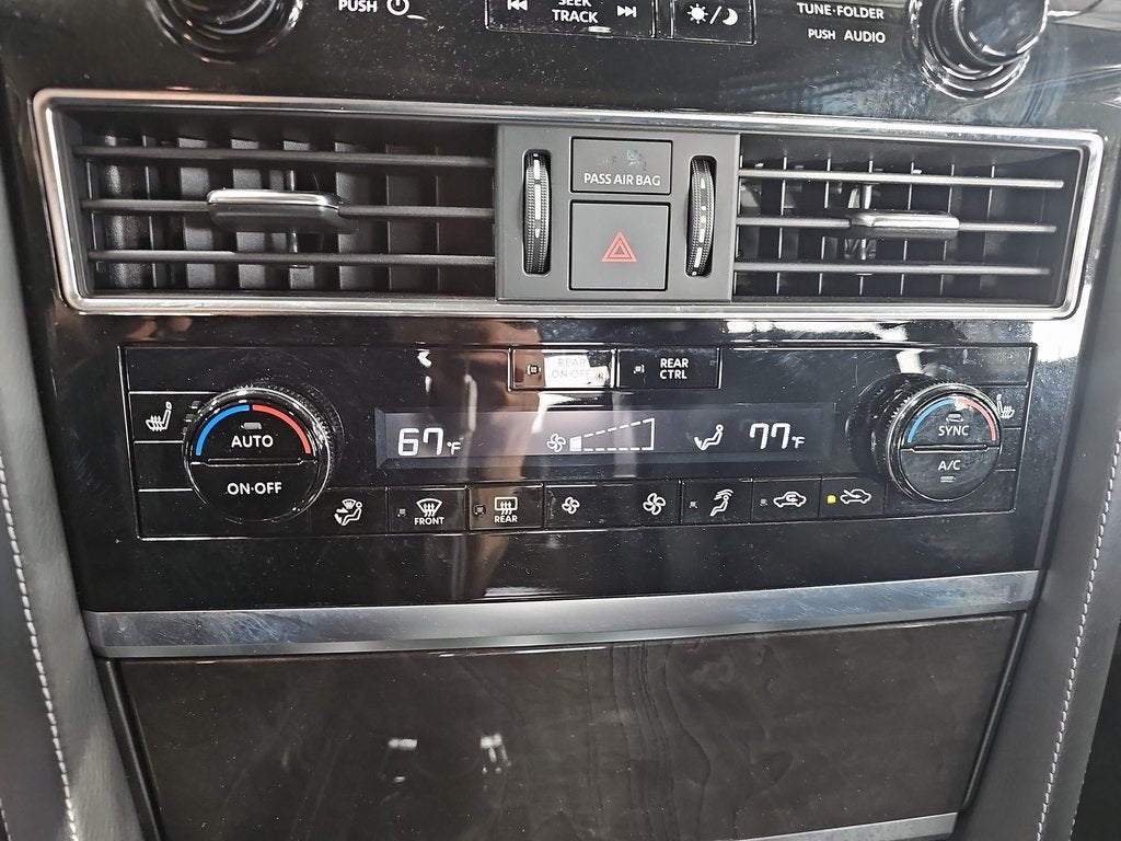 2024 INFINITI QX80 LUXE