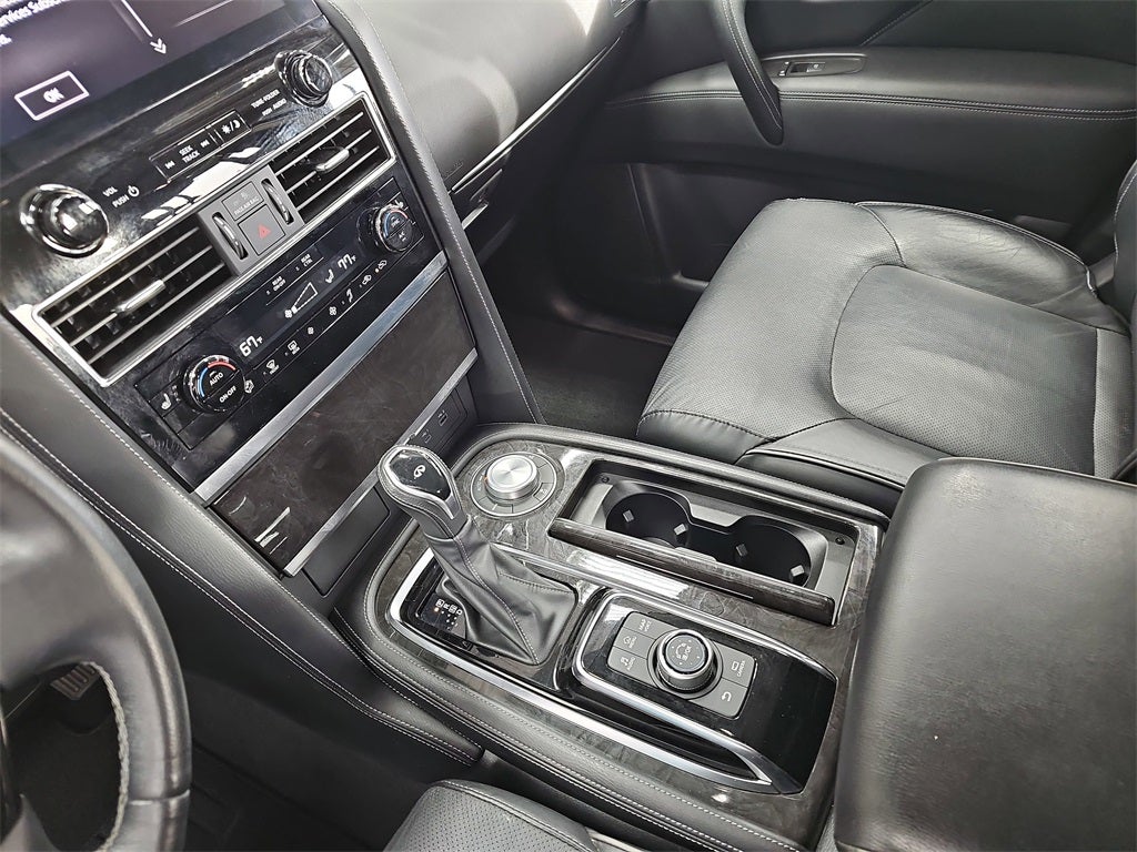 2024 INFINITI QX80 LUXE