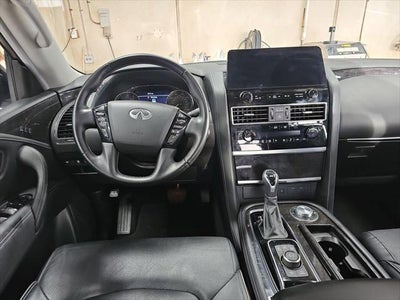 2024 INFINITI QX80 LUXE