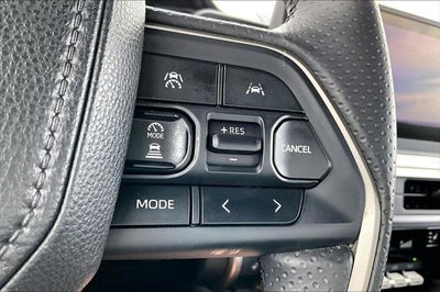 2025 Toyota 4RUNNER HYBRID TRD Off Road