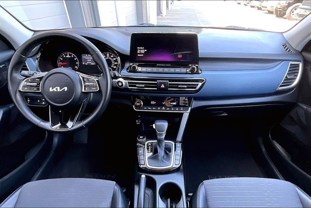 2023 Kia Seltos S