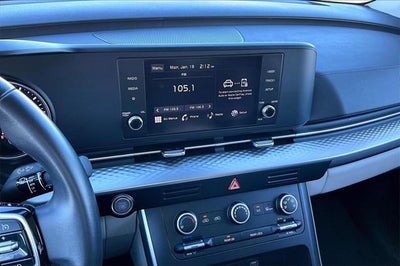 2024 Kia Carnival LX