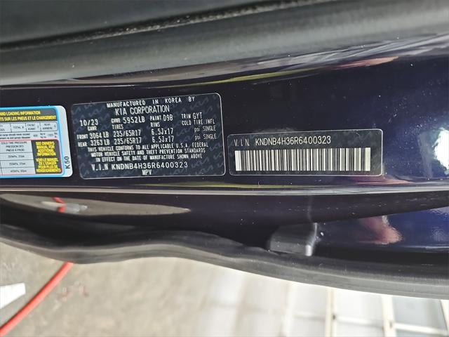 2024 Kia Carnival LX