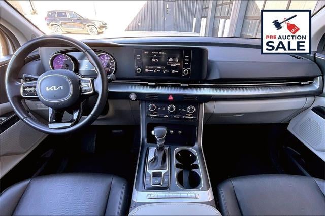 2024 Kia Carnival LX