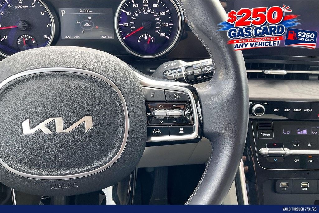 2024 Kia Carnival EX
