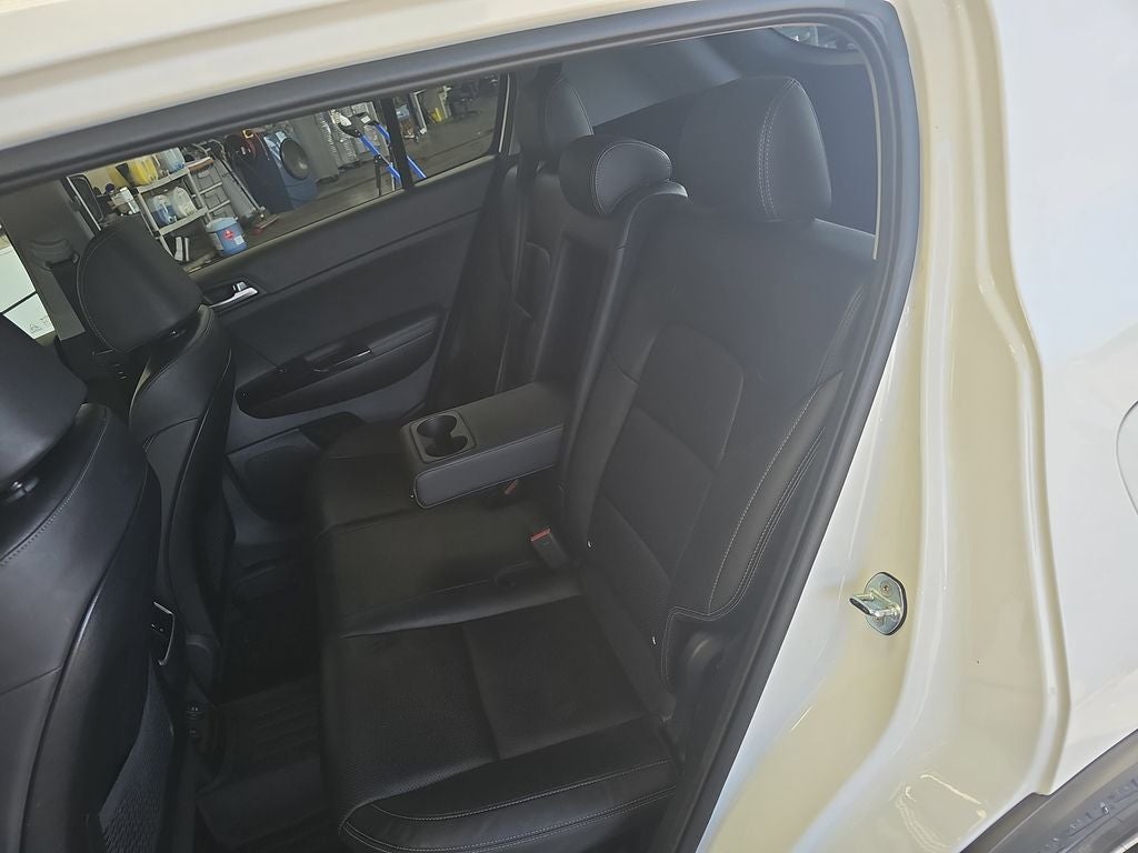 2022 Kia Sportage EX