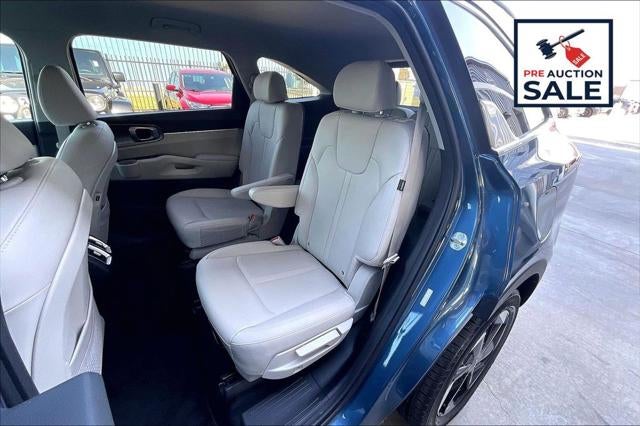 2025 Kia Sorento EX