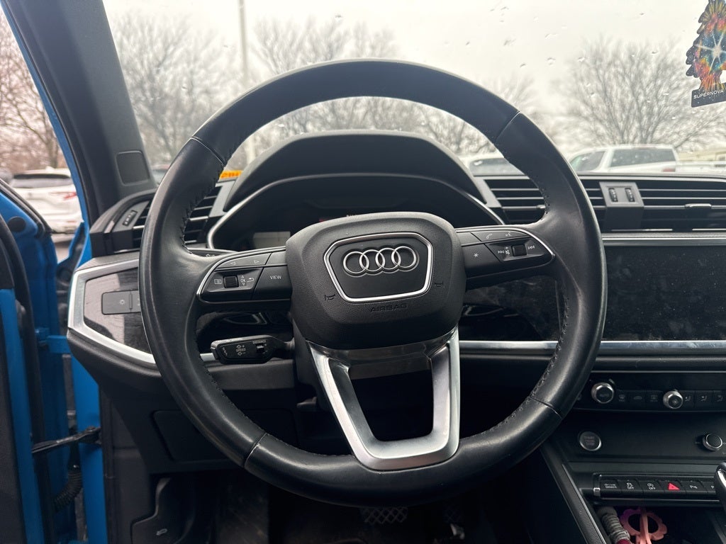 2019 Audi Q3 2.0T Prestige S line quattro