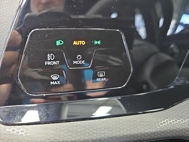 2022 Volkswagen Golf GTI 2.0T SE
