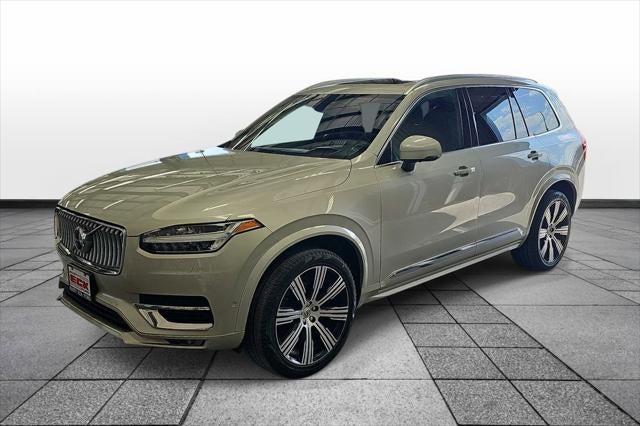 2022 Volvo XC90 T6 Inscription