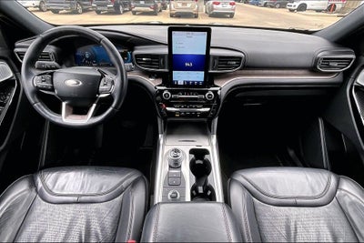 2023 Ford Explorer Platinum