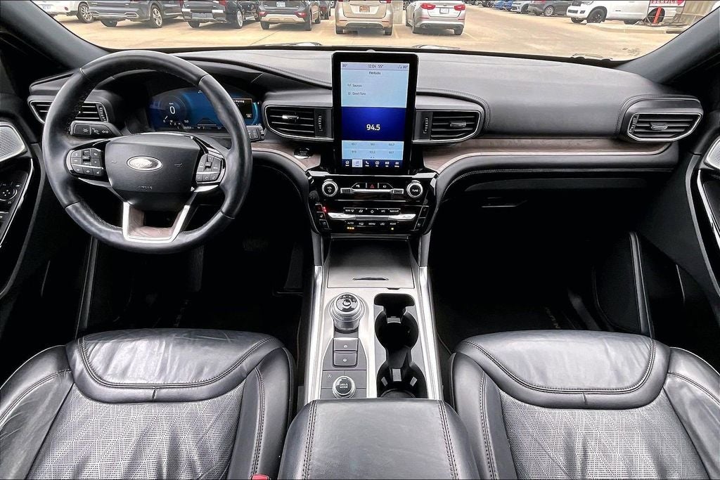 2023 Ford Explorer Platinum