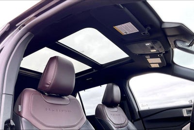 2023 Ford Explorer Platinum