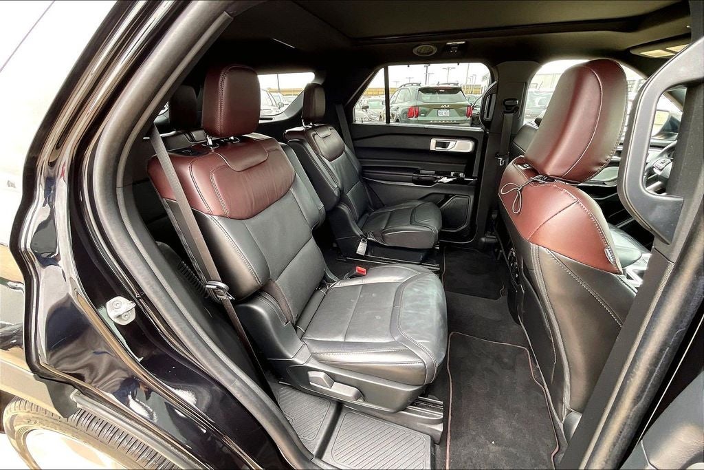 2023 Ford Explorer Platinum