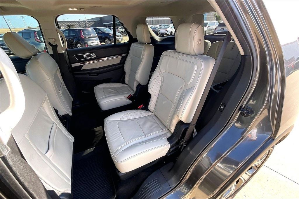 2019 Ford Explorer Platinum