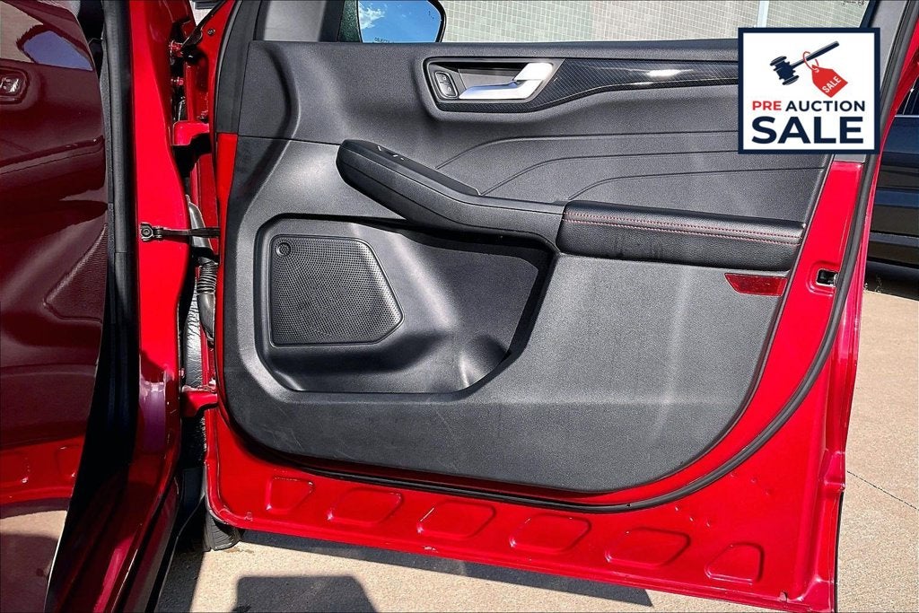 2025 Ford Escape ST-Line Select