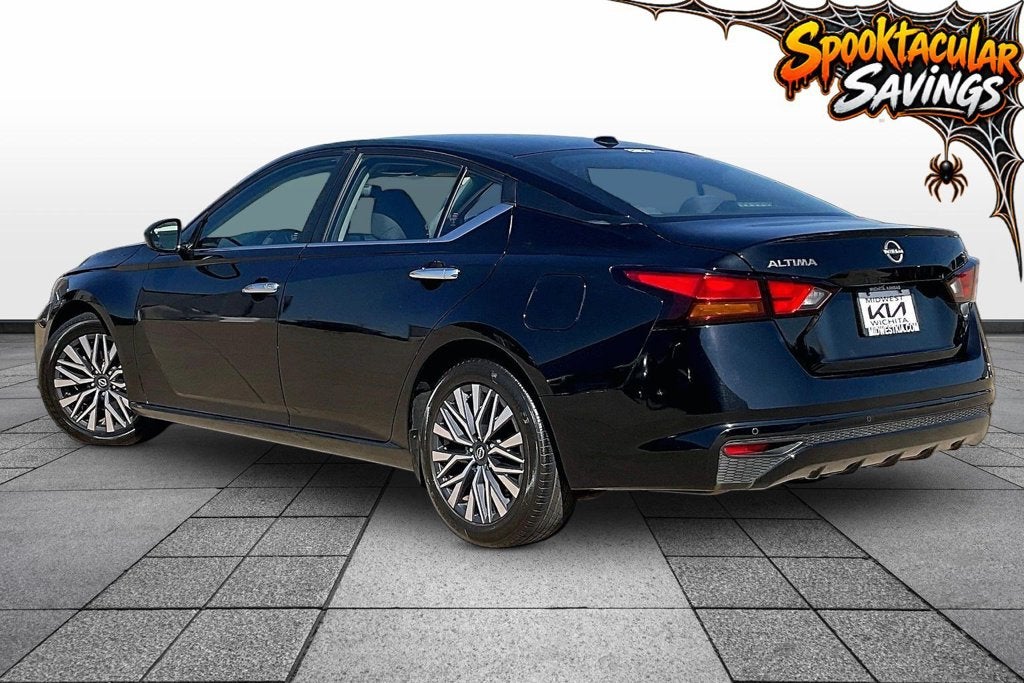2023 Nissan Altima SV - Photo 12