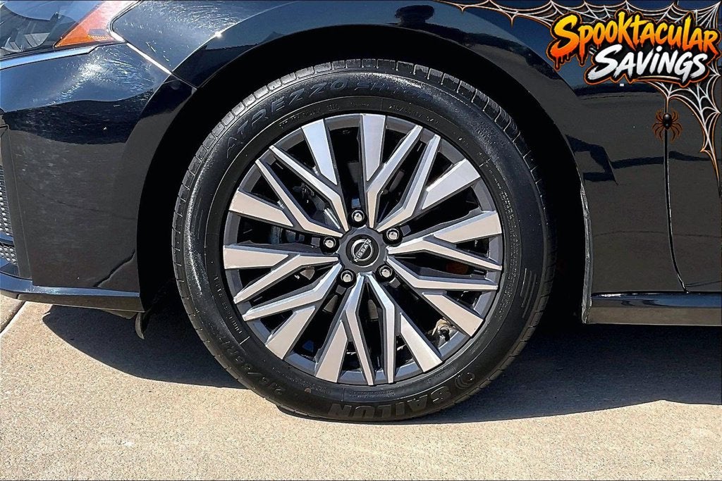 2023 Nissan Altima SV - Photo 9