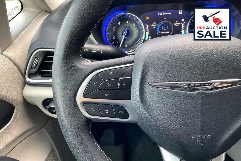 2022 Chrysler Pacifica Touring L