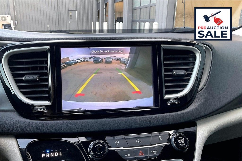2022 Chrysler Pacifica Touring L