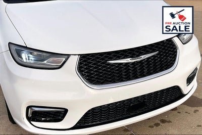 2022 Chrysler Pacifica Touring L