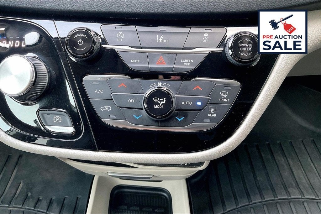 2022 Chrysler Pacifica Touring L