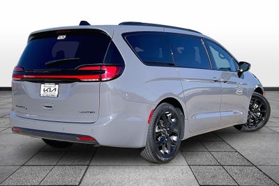 2025 Chrysler Pacifica Limited