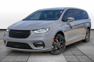 2022 Chrysler Pacifica Hybrid Limited