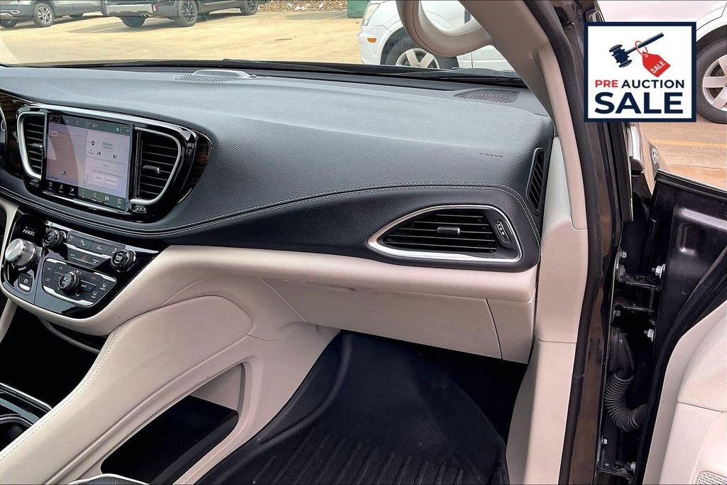 2023 Chrysler Pacifica Hybrid Limited