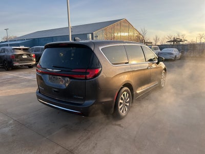 2023 Chrysler Pacifica Hybrid Limited