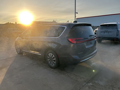 2023 Chrysler Pacifica Hybrid Limited