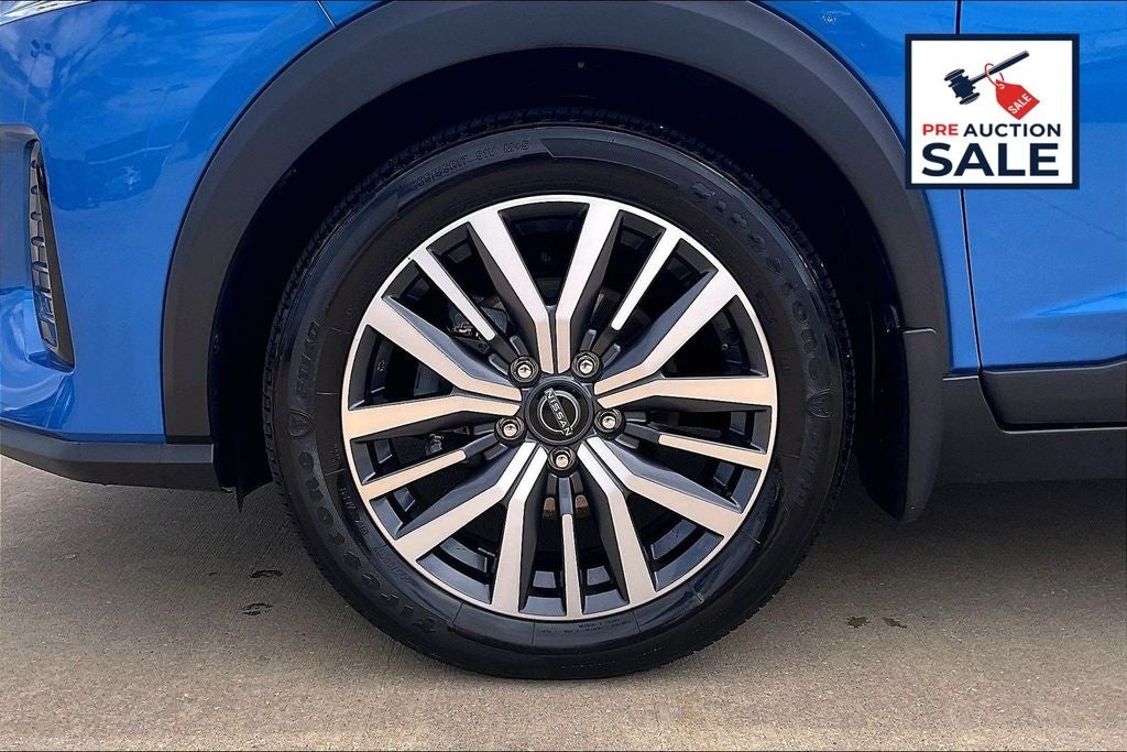 2023 Nissan Kicks SV