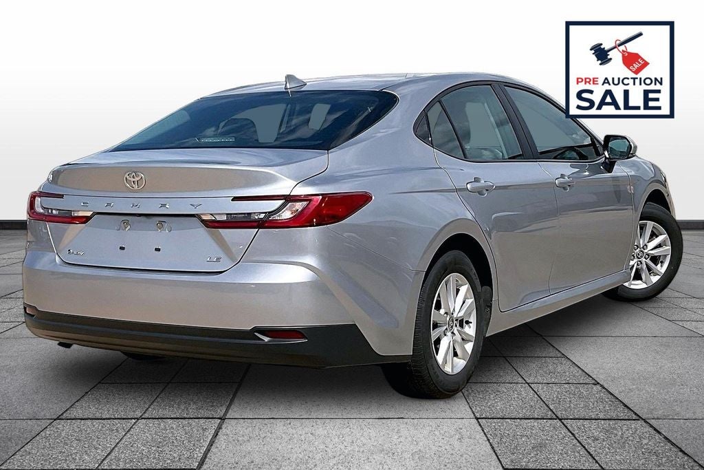 2025 Toyota Camry LE