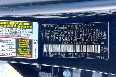 2025 Toyota Camry SE