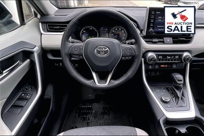 2021 Toyota RAV4 Hybrid XLE
