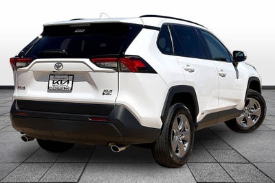 2025 Toyota RAV4 Hybrid XLE