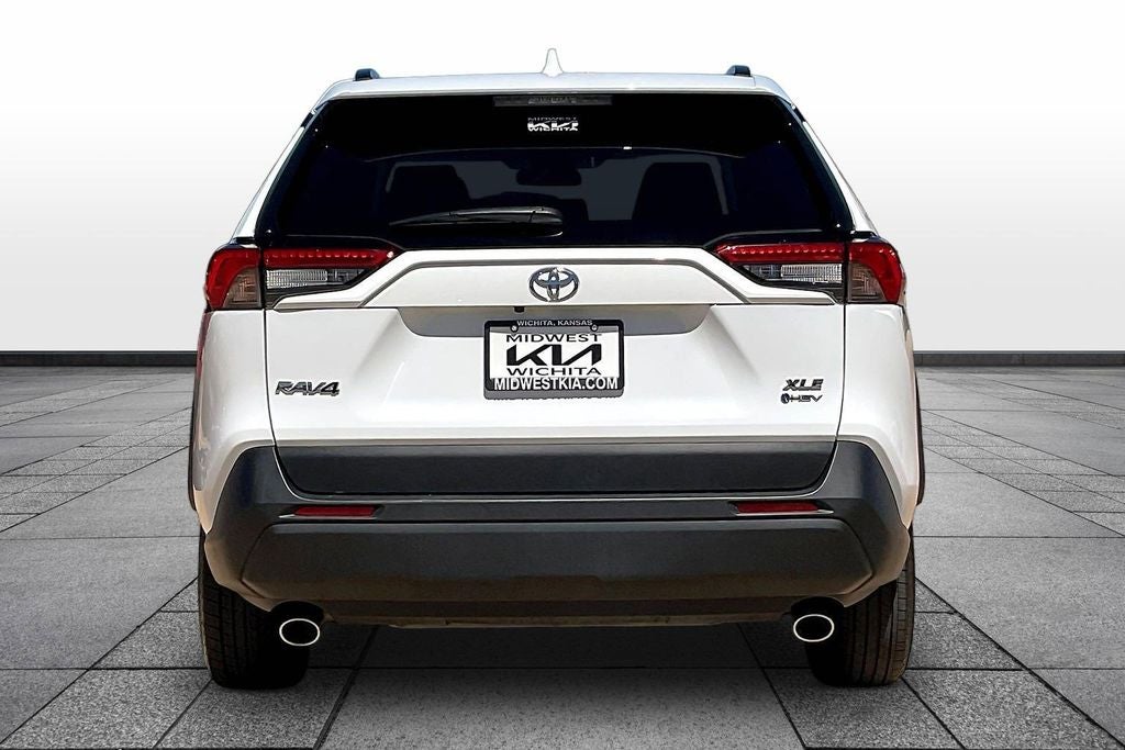 2025 Toyota RAV4 Hybrid XLE