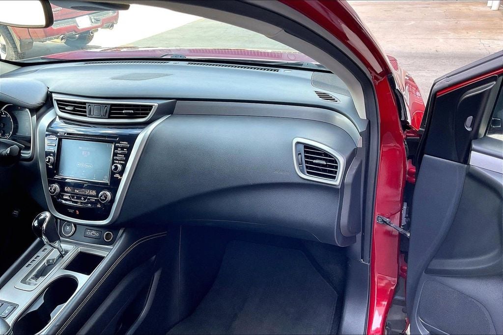 2023 Nissan Murano SV