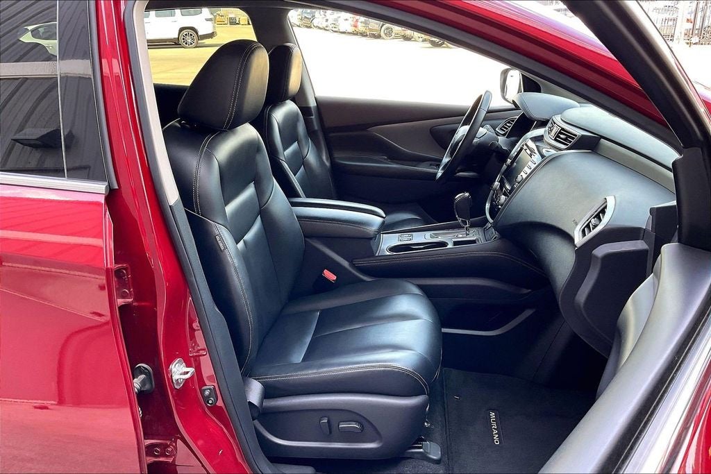 2023 Nissan Murano SV