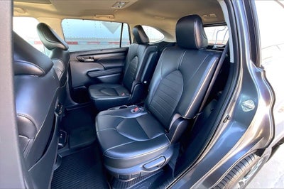 2020 Toyota Highlander Hybrid XLE