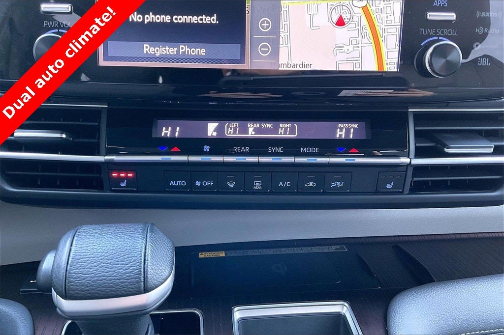 2022 Toyota Sienna XLE 8 Passenger