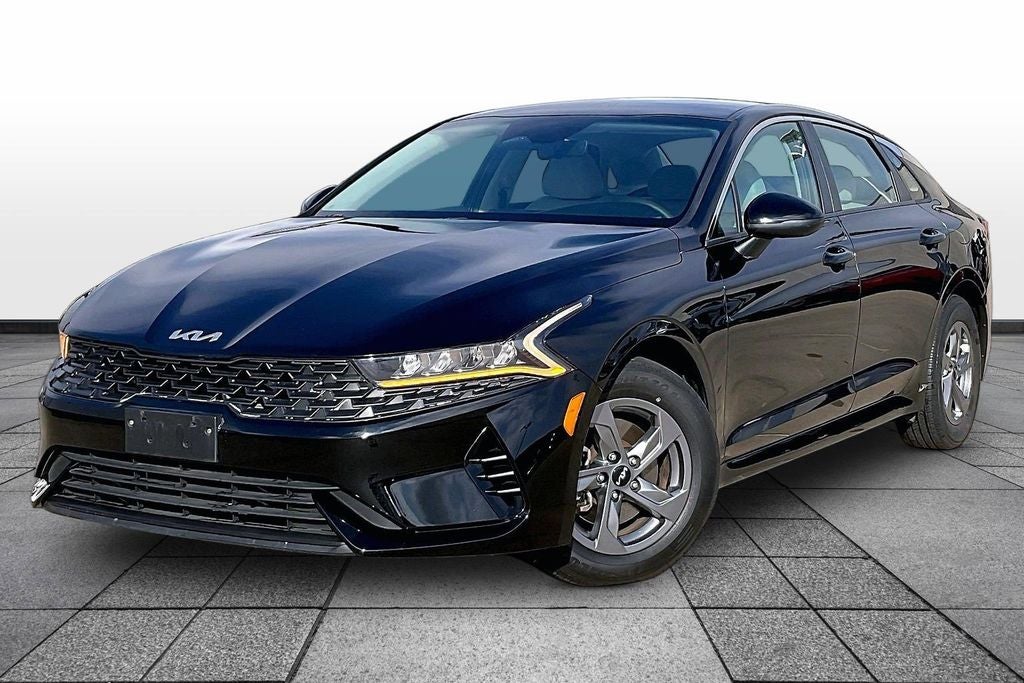 2022 Kia K5 LXS