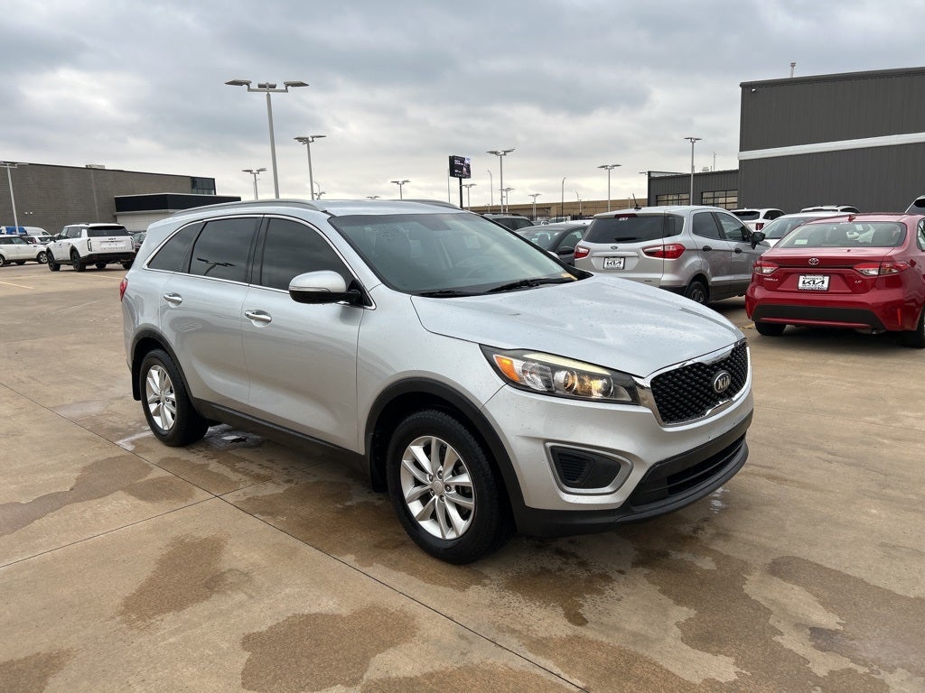 2017 Kia Sorento LX