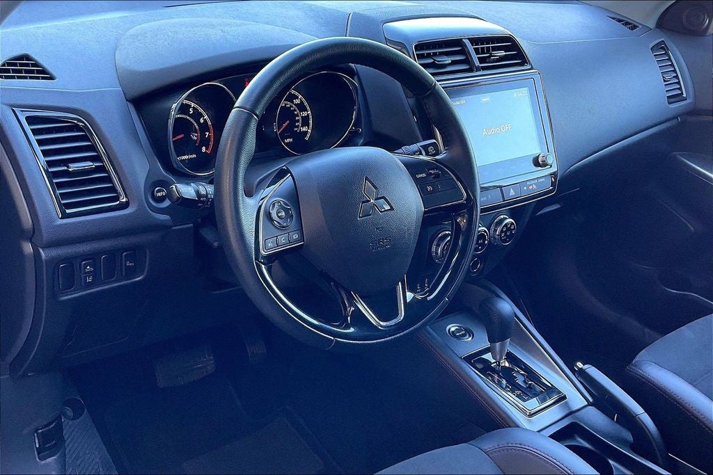 2025 Mitsubishi Outlander Sport 2.0 SE