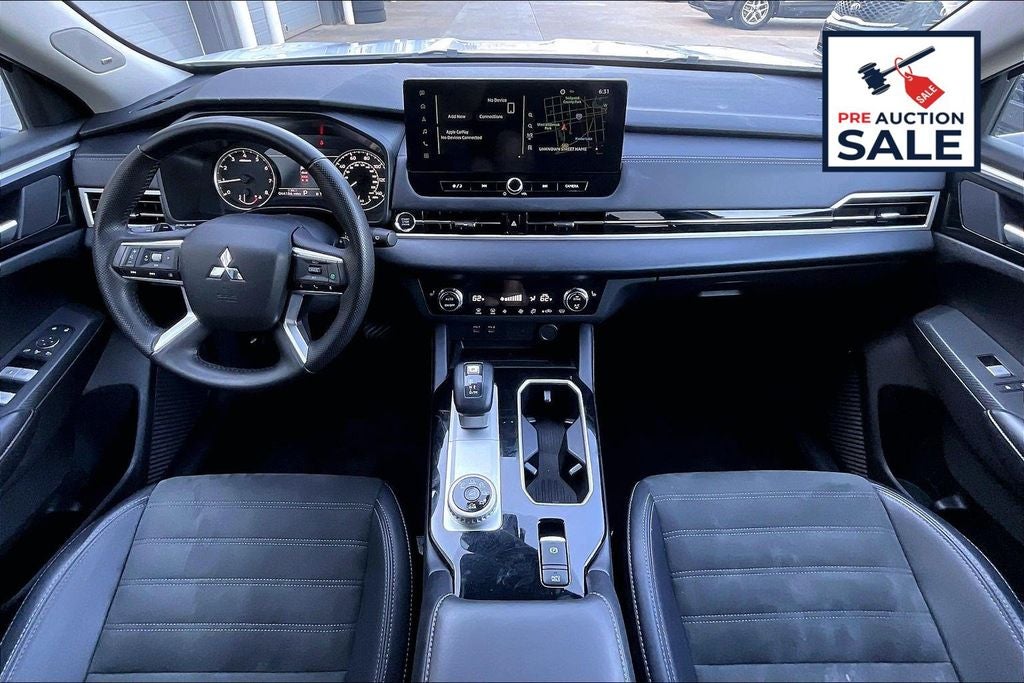 2025 Mitsubishi Outlander SE