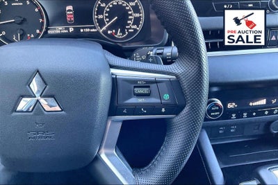 2025 Mitsubishi Outlander SE