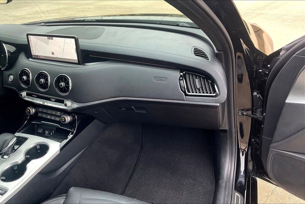 2023 Kia Stinger GT2
