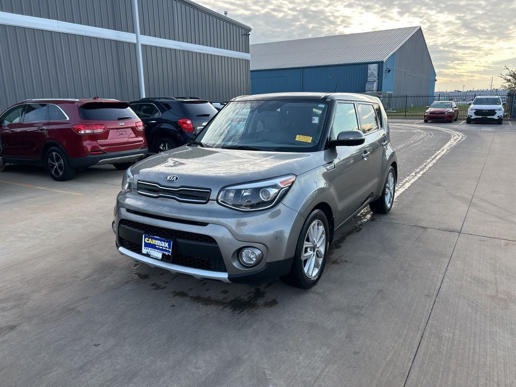 2017 Kia Soul 2.0L + 6 A/T's photo
