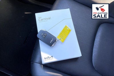2024 Kia Carnival LX